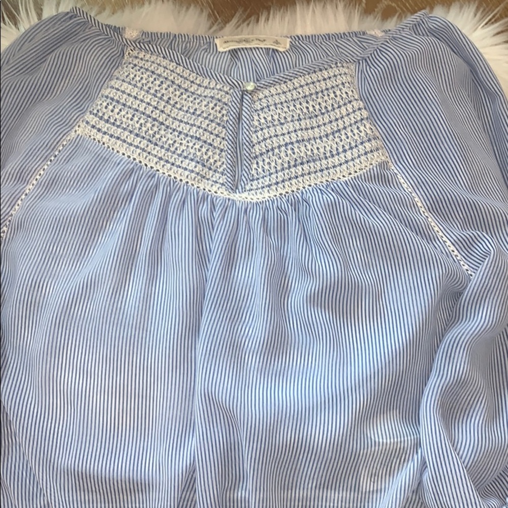 Abercrombie & Fitch woman’s light blue striped top